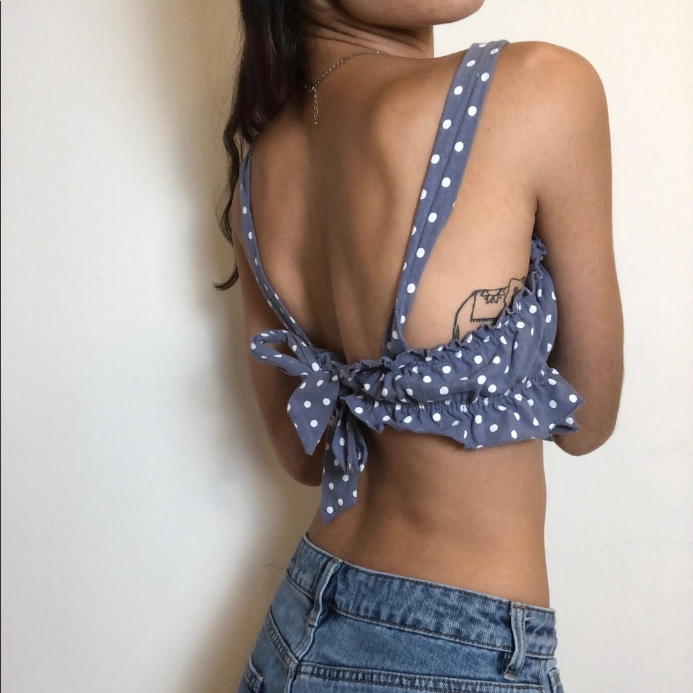 Urban Outfitters Blue Ruffled Crop Top NWOT!! - Picture 2 of 6